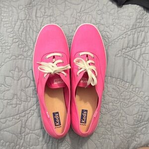 Women’s Keds pink sneakers Size 11